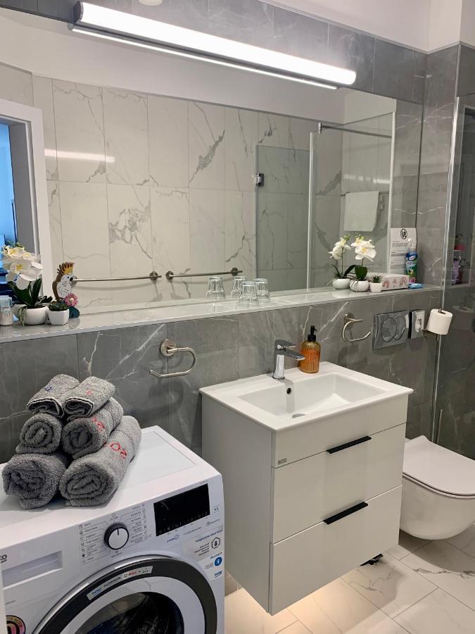 Spa Residence Carbona Heviz Apartments Kakadu 203 B المظهر الخارجي الصورة