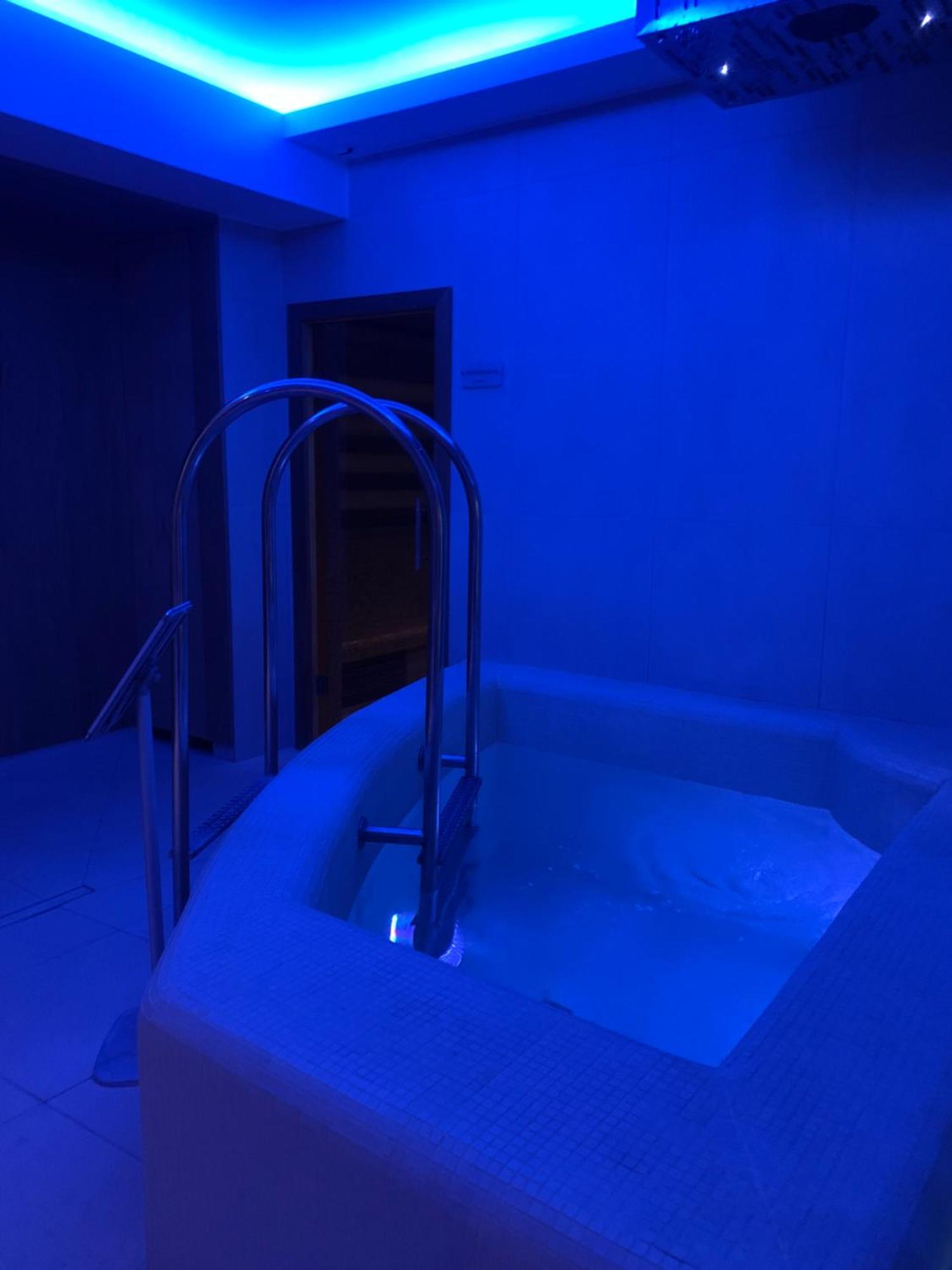 Spa Residence Carbona Heviz Apartments Kakadu 203 B المظهر الخارجي الصورة